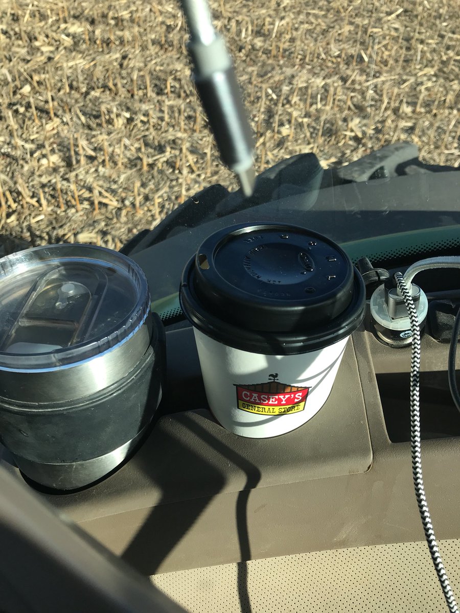 satumb_tim's tweet photo. @caseysgenstore thanks for making work on Sunday bearable #caseyscoffee #caseysdonuts https://t.co/FMeI2X9cPL