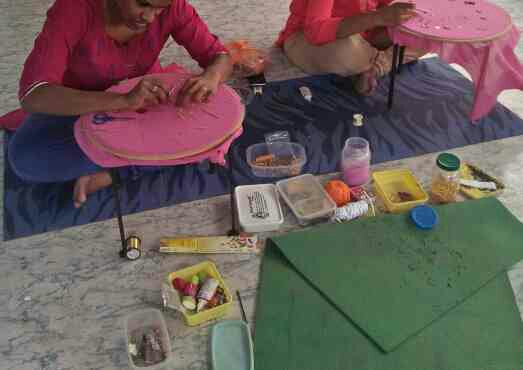 UmaRaaja's tweet photo. Aari embroidery classes in velachery Trendy hobby classes provide th..For more info visit... https://t.co/diMOjGkJNE https://t.co/uLtVFbW4Cq