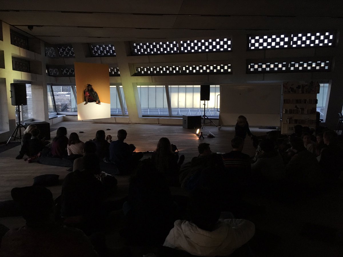 Michaelrwin's tweet photo. About to start @TateExchange #BWASH Pecs Drag Kings https://t.co/6WKwVJIswe