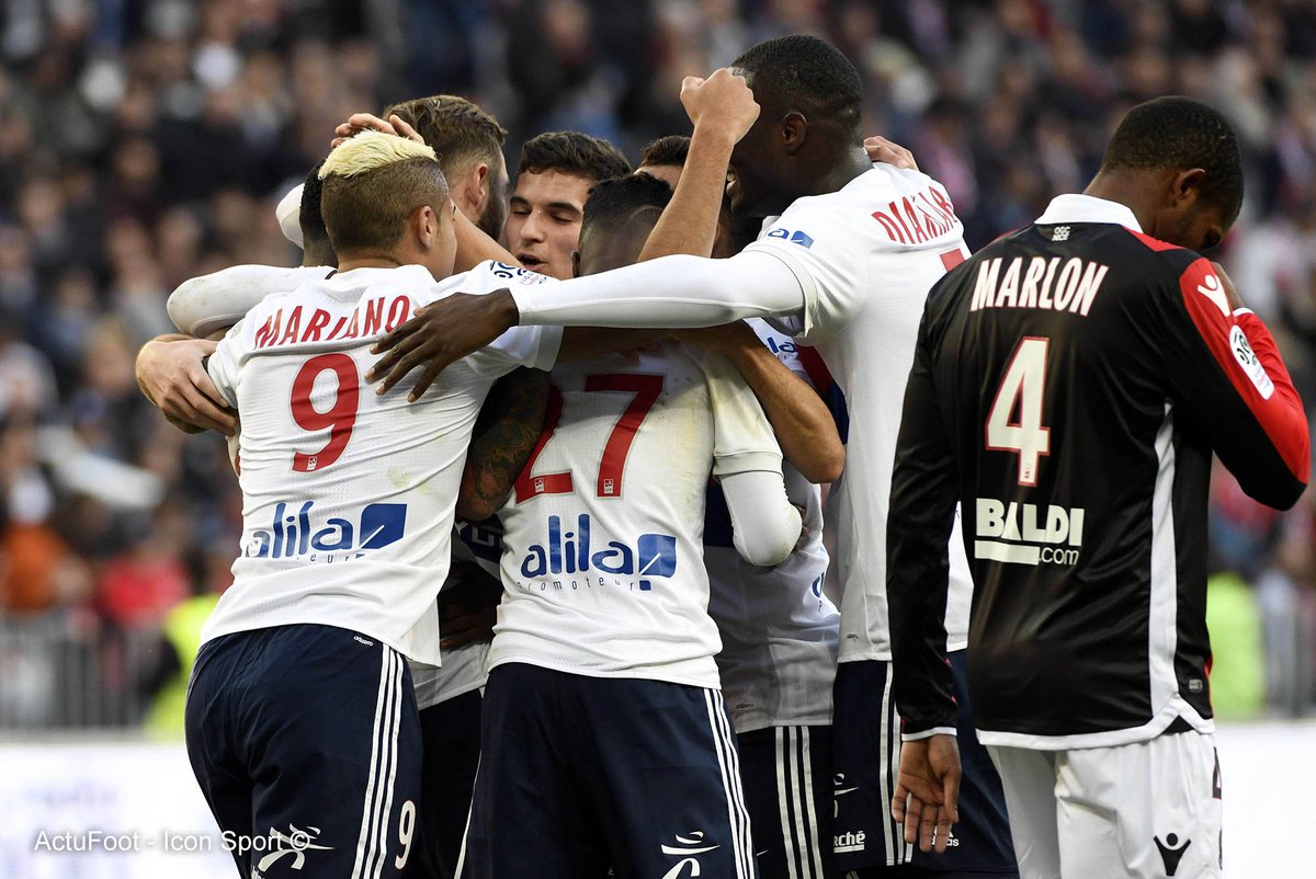 ActuFoot_'s tweet photo. Lyon sur ses 7 derniers matches. 😮💥

0️⃣-5️⃣ : Nice - OL
4️⃣-0️⃣ : OL - Apollon
0️⃣-0️⃣ : OL - Montpellier
0️⃣-5️⃣ : Saint-Etienne - OL
3️⃣-0️⃣ : OL - Everton
2️⃣-0️⃣ : OL - Metz 
0️⃣-5️⃣ : Troyes - OL

24 buts marqués (3,43 buts / match)
0 encaissé https://t.co/bbW9xZ1sGf