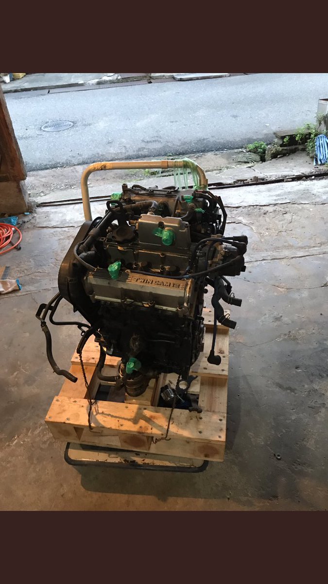 Cap_nuko's tweet photo. 【買い手再度募集】
F6Aツインカムエンジン
購入時走行距離30000弱と聞きましたが、証拠がない為ジャンク扱いでお願いします。
写真のものが全てです。

値段は25000円+送料
部品取り、勉強用に買ってバラしてみてはどうでしょう。 https://t.co/jfAjWuS8QC