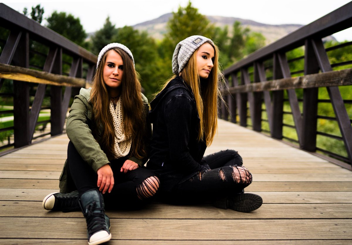 WeAreNeoni's tweet photo. Sometimes you’ve just got to spend some time sitting on a bridge asking life’s biggest questions. Like are eyebrows considered facial hair and why doesn’t McDonalds sell Hot Dogs... 😂😂😂 #lifesbiggestquestions #someonehastoaskthem #deepthoughts https://t.co/Vt9jau9LDZ