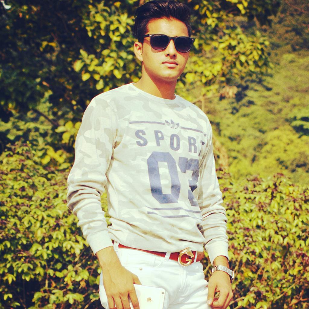 padhan_vicky's tweet photo. #NewProfilePic https://t.co/yBRBmkDgfg