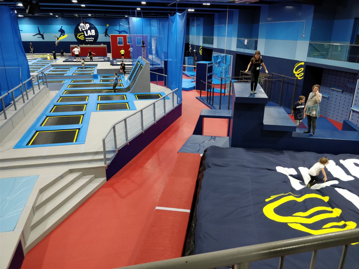 onlygreencat's tweet photo. It was so much fun! #trampolinejumping https://t.co/E3u7fHYtou