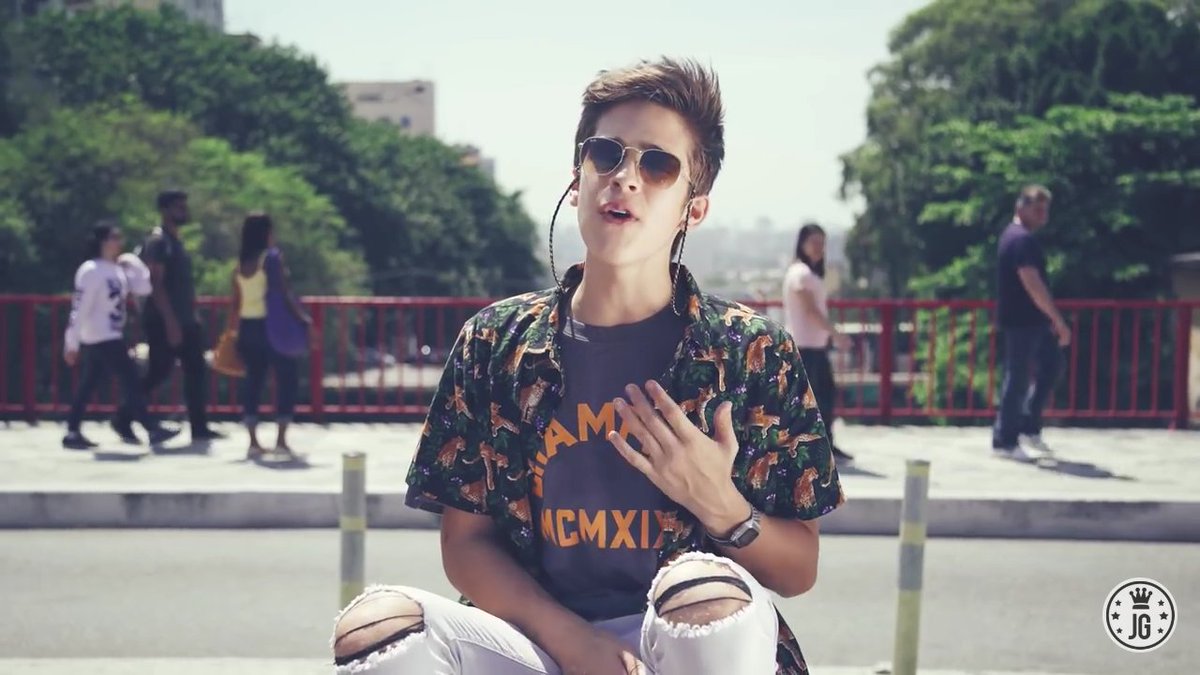 Allforyou_avila's tweet photo. Viciada nesse clipe, q fala né?❤
@Joaoguiavila
#ClipeELA https://t.co/wtptnkZcHu