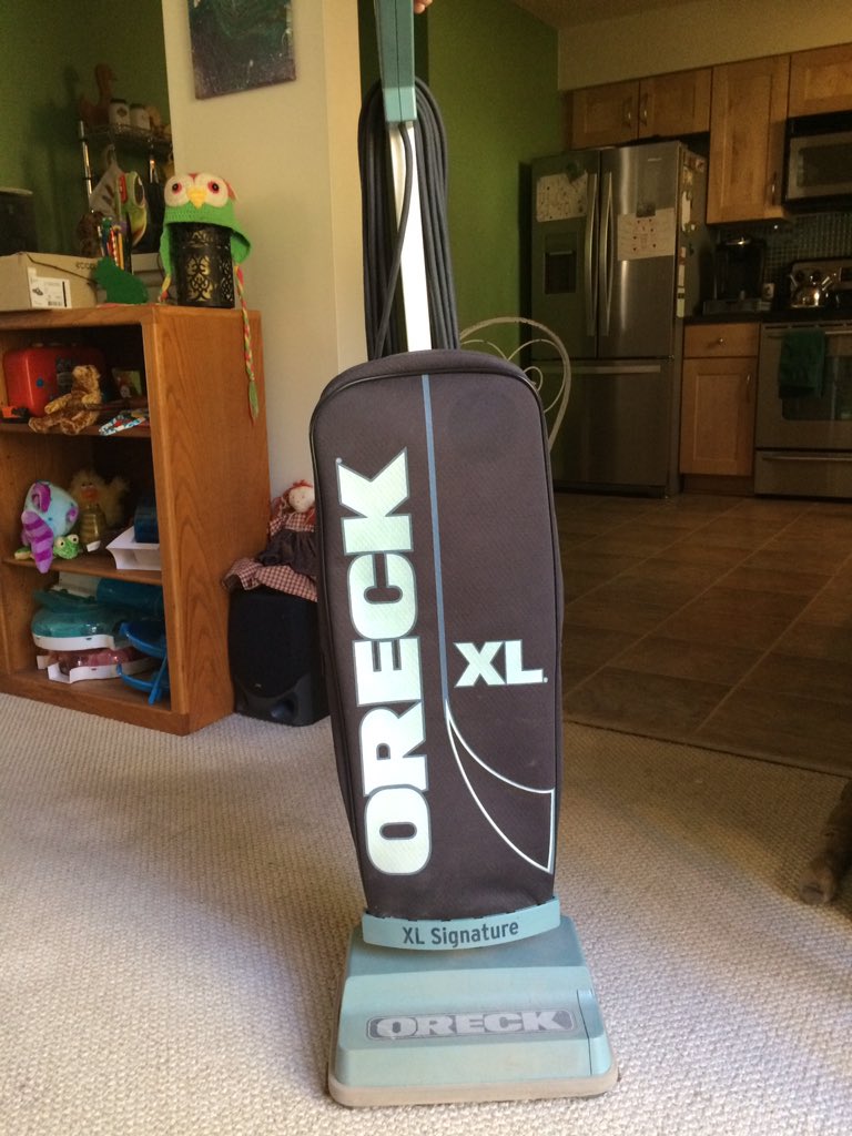 a_marnie's tweet photo. Thinking her Oreck XL was repaired by Oreck of Richmond, VA - we found out they charged her without fixing a problem I Googled and fixed. I have to believe Oreck will do the right thing and rectify this situation. https://t.co/dc67Yz6W7e