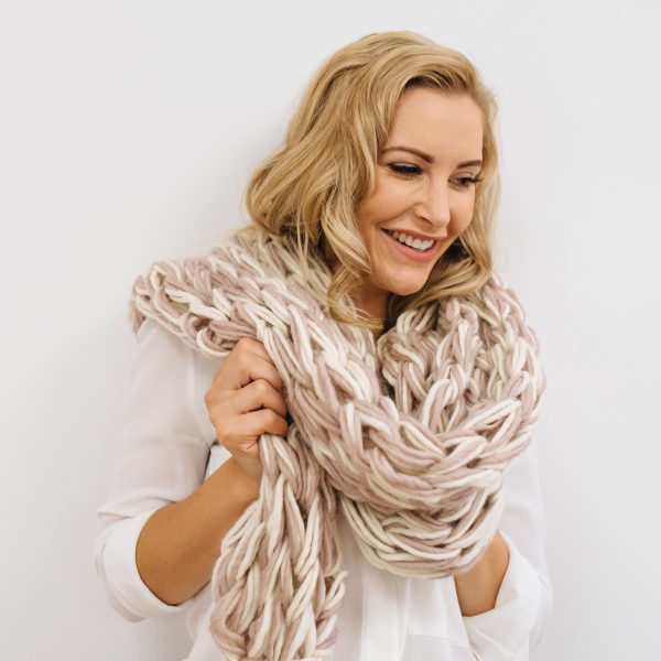 WoolCoutureLtd's tweet photo. Who needs needles when you have your arms for knitting?! This scarf is a fantastic one to give a go in two-tone colours of your choice :)
https://t.co/o3j6BtoL3O
#armknit #scarf #yarn #wool #armknitting #yarnlove #lovewool #crafthour https://t.co/sSphTIKp5K
