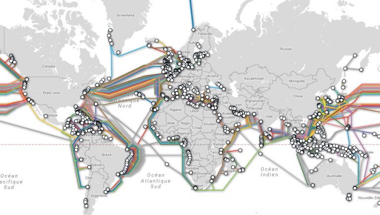 CyberMaritime's tweet photo. Câbles sous-marins : une guerre invisible... aux effets volcaniques #SubmarineNetwork #numerique https://t.co/BpVCPULBbU via @latribune par @MCABIROL https://t.co/DNhnb1hAQR
