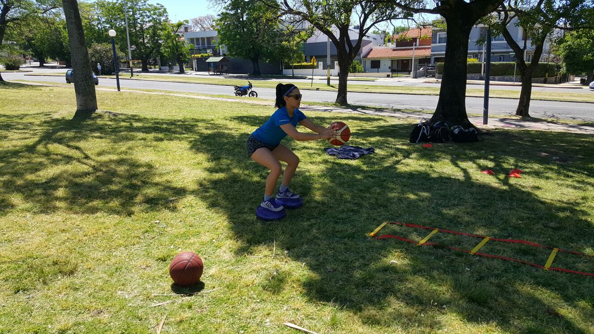 NegriiNil's tweet photo. Domingo mañanero 💪🏀 #Palo https://t.co/9xxkbbjtDL