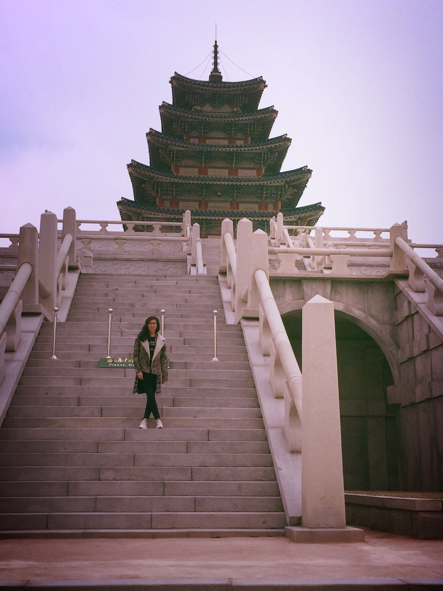 BieberBride's tweet photo. Take me back to Korea 😭 https://t.co/tYkTrPTq4a