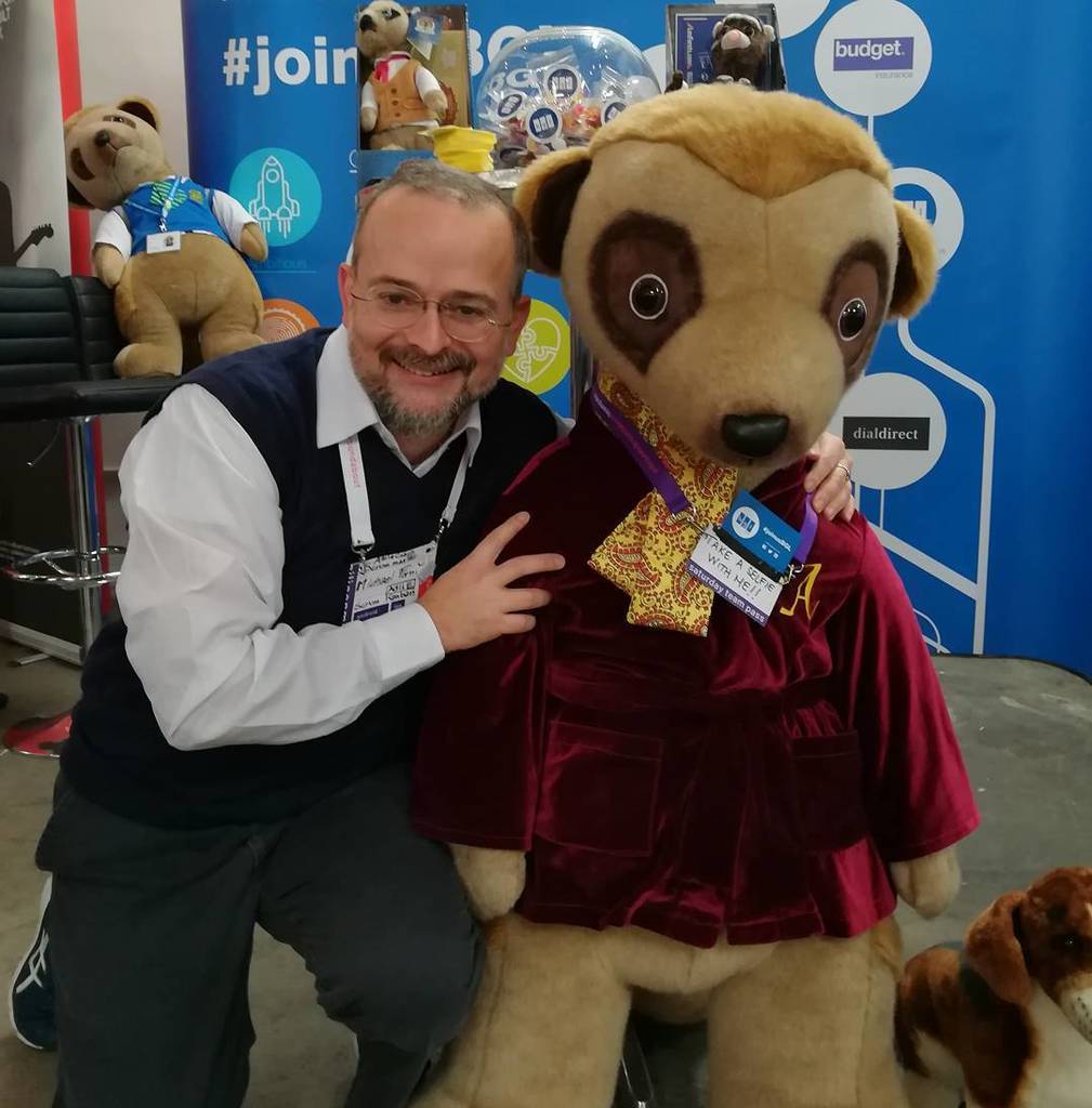 MichaelForni's tweet photo. It was real fun to talk to the guys (Brandon & Ali) @bglgroup and having a nice pic with Aleksandr Orlov 😊
Meet them at #SMRnov17 booth 64👍 #joinusbgl https://t.co/I3Sn6dgmnP https://t.co/hql4O2wgrT