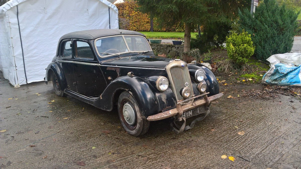 BarnFindsUK's tweet photo. 1947 Riley 1.5 RMA
On Ebay here --> https://t.co/4q9KWGveKU
#rileyrma https://t.co/GxhMrdm4o0