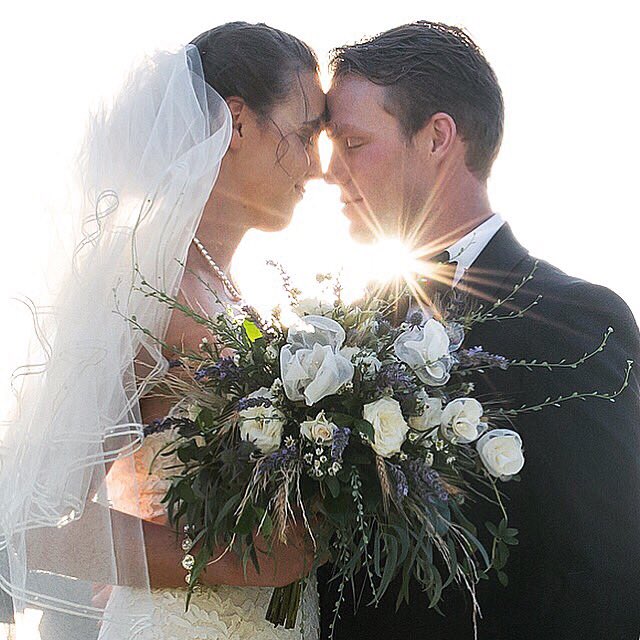 ErinAndJake's tweet photo. #SundayMorning #editing always leads to a little magic! 

Follow @ErinAndJake 👀
🔥Tag your #engaged friends who are looking for 2 shooter #weddingphotography team 

Help them save $500!
#weddingplanners #bridetobe #bridal #theknot https://t.co/l0GV650dtL
