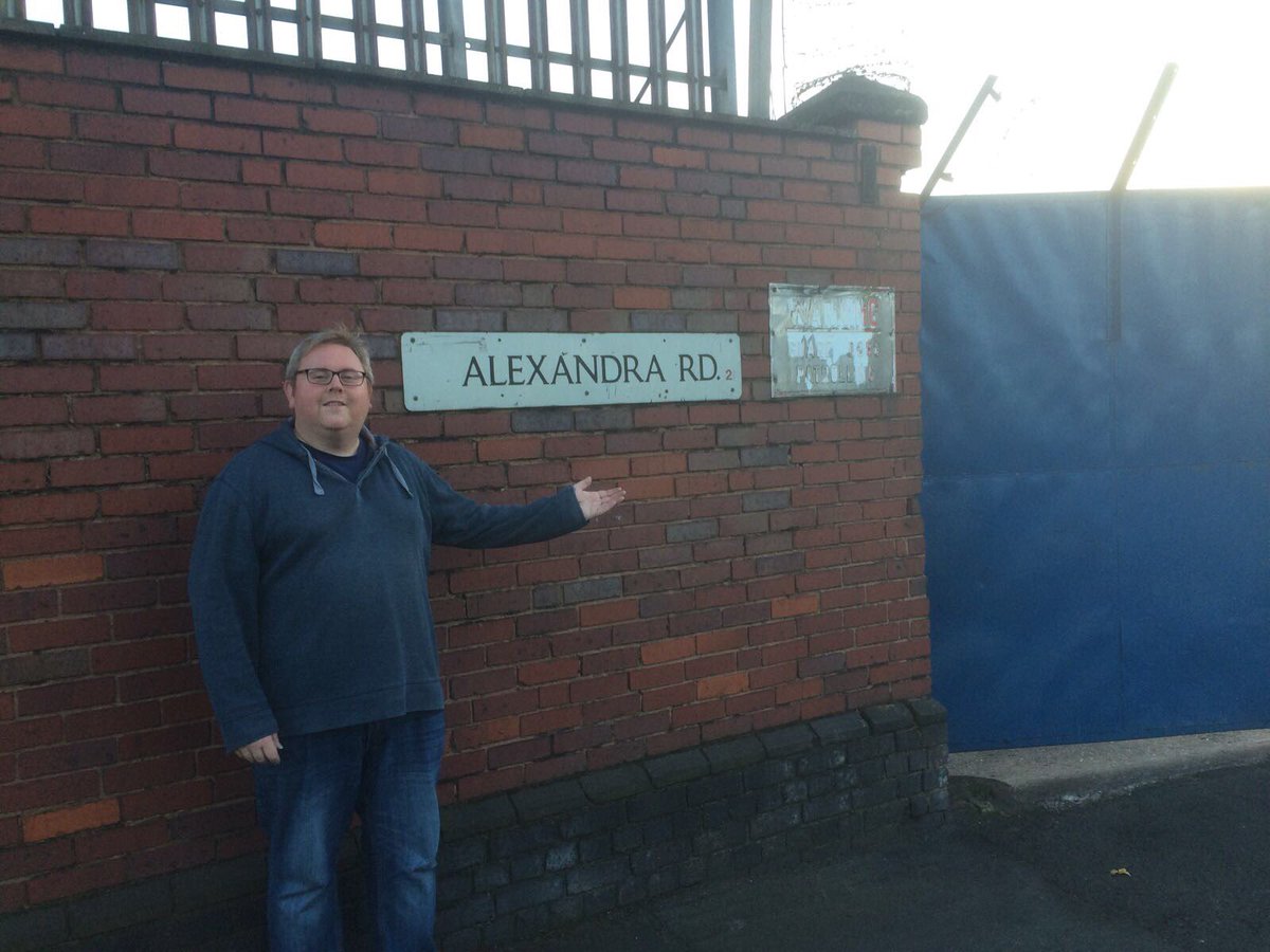 garethhardy's tweet image. Another good day out campaigning in Soho and Jewellery Quarter - Crime and Policing Campaign very popular #Libdems #sohoandjq #libdemspointing