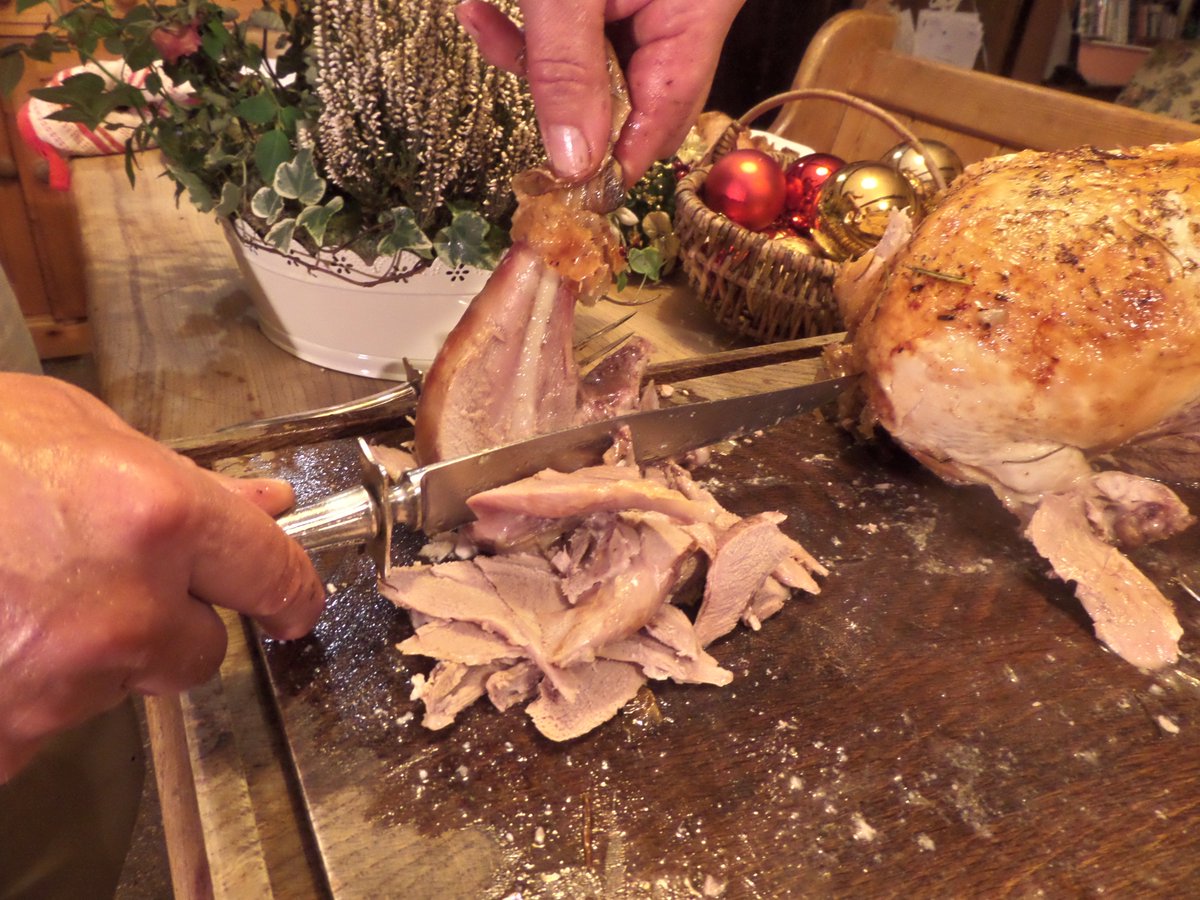Doing a spot of product tasting this week. Make sure you've ordered your Frenchbeer Farm Turkey in. Only 29 days to go till Christmas #ProperTurkey #Yummy #ChristmasIsComing 
frenchbeerfarm.co.uk