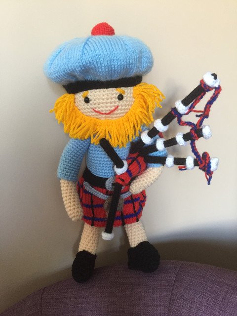 Follow me on Instagram for updates &amp; fun photos! #handmade #FlockBN #TWDA #uksopro #giftideas #eshopsuk  crwd.fr/2zANqBY