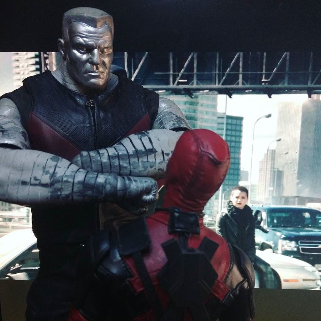 hugothehugo's tweet photo. For the series "Pictures I'll have to take again when the figure is done" #wip #custom #customfigure #Colossus #deadpool #douchepool #onesixth #onesixthscale #actionfigure #NegasoniCanDoIt #xmen #customdoll #ACBA #acbasundayspecial https://t.co/McZZcqSpIq https://t.co/67cAZpEoeG