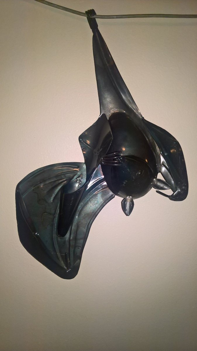 EssexBatGroup's tweet image. Really impressed to find these little stunners at the #winchesterchristmasmarket today! #lovebats #batcraft #bat #metalcraft