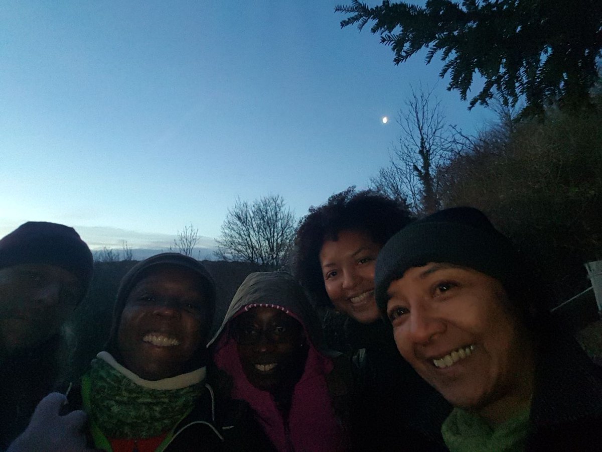 WildintheCity1's tweet photo. Very happy day at our #NaturalHealthService session, as we explored #crabwood &amp; #hutchinsonsbank in #croydon sight/sign of kestral, buzzard, badger, redwing then enjoying the campfire, conversation &amp; craft as day turned to night @nathealthserv  #natureconnectors #nature #london https://t.co/wNlUiwZefW