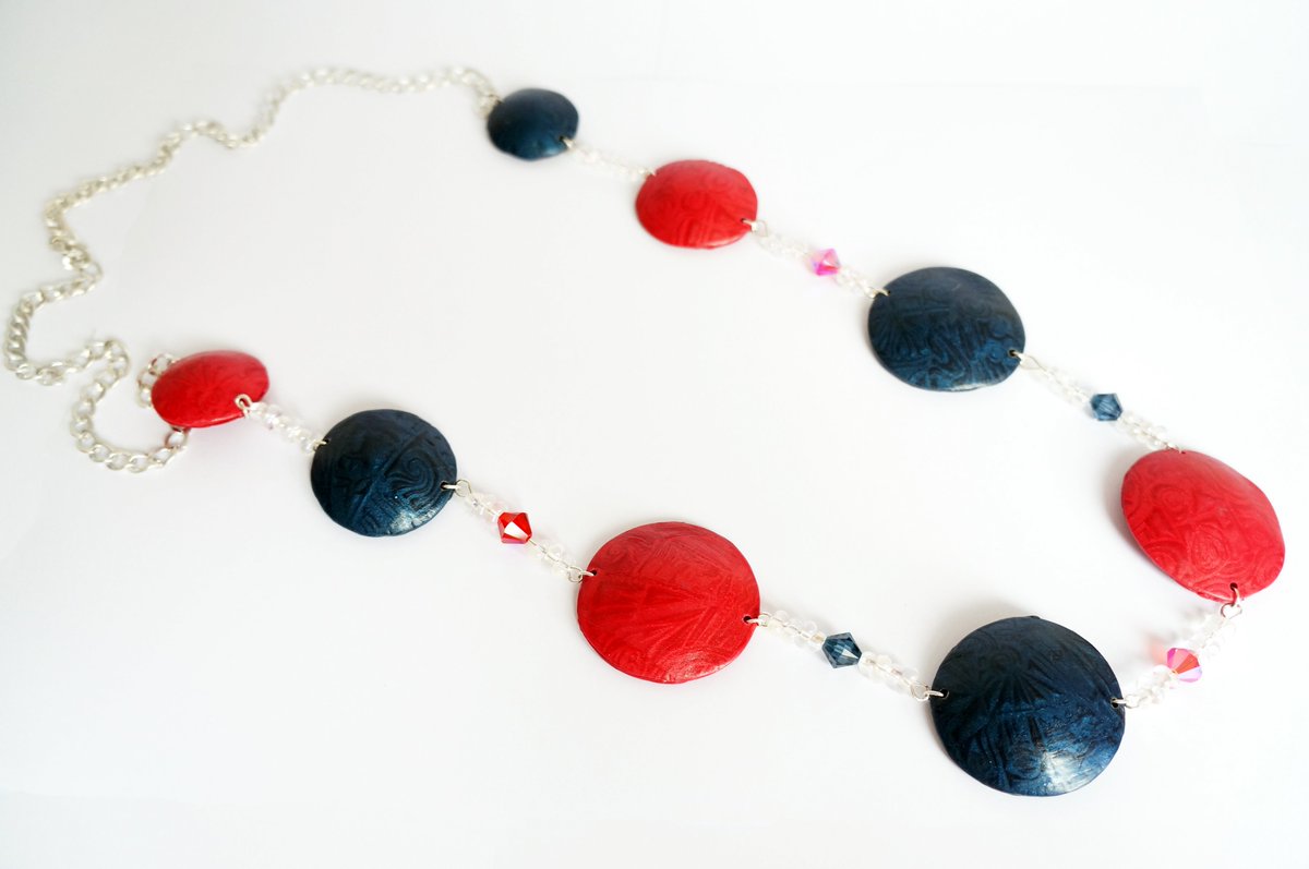 BijouxNibou's tweet photo. https://t.co/ybnvUz5wBh
#sautoir #faitmain en #argilepolymere bleu et rouge. #collier #bijoux #madeinbelgium #bijoufantaisie #handmade #cernit #patepolymere #artisanat #artisan #bijoufaitmain #lenibou #necklace #jewels #polymerclay https://t.co/33TgFbK0zA