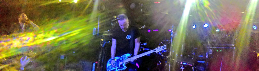 Here is a man who can still smash thru a 3 hr set of iconic music and leave u wanting more! <a href="/peterhook/">Peter Hook</a> #joydivision #neworder #substance