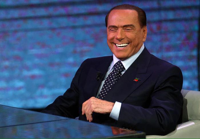 Oggi su #chetempochefa intervista al Presidente <a href="/berlusconi/">Silvio Berlusconi</a> come sempre una spanna sopra tutti.
- Meno tasse, meno Stato, più sicurezza, più giustizia
- 20 ministri di cui 12 dalla società civile e 8 dalla politica
- Flat tax 
#BerlusconiPremier2018 #ForzaItalia