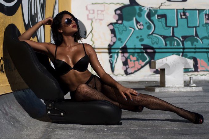 Sometime you gotta be a Beauty and a Beast. 👑 https://t.co/9MRMb2nWZa<a href="/tag/humpday"class="tags"><span>#humpday</span></a>