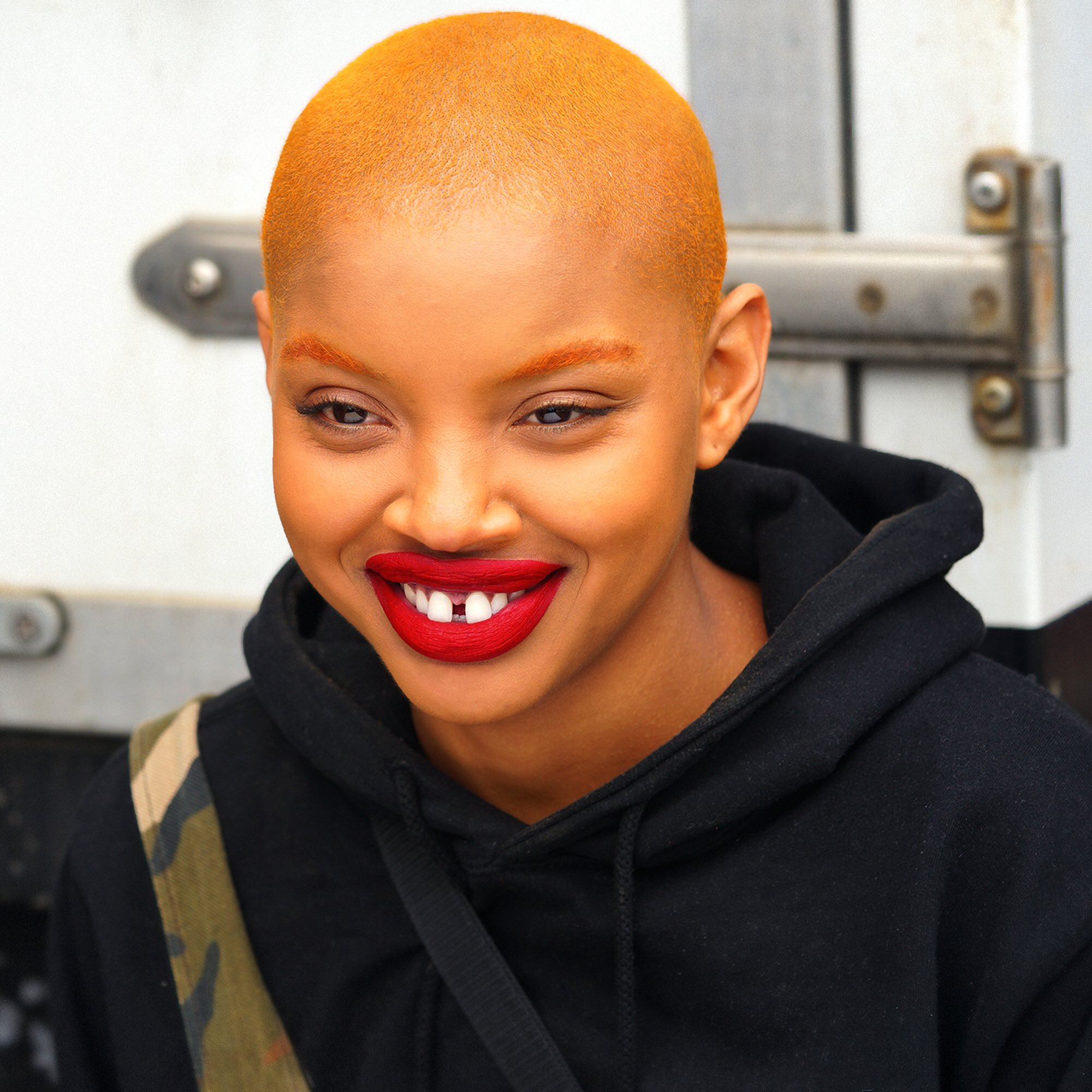 Best of Rhianna shaved head shaved head Rhianna