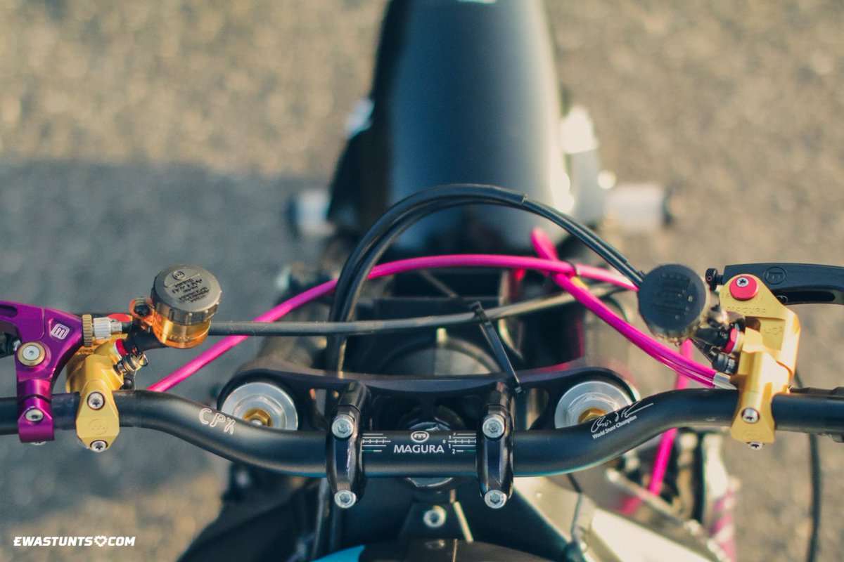 Ewa Stunts on Twitter "My HOT magura_official setUP UP UP! 