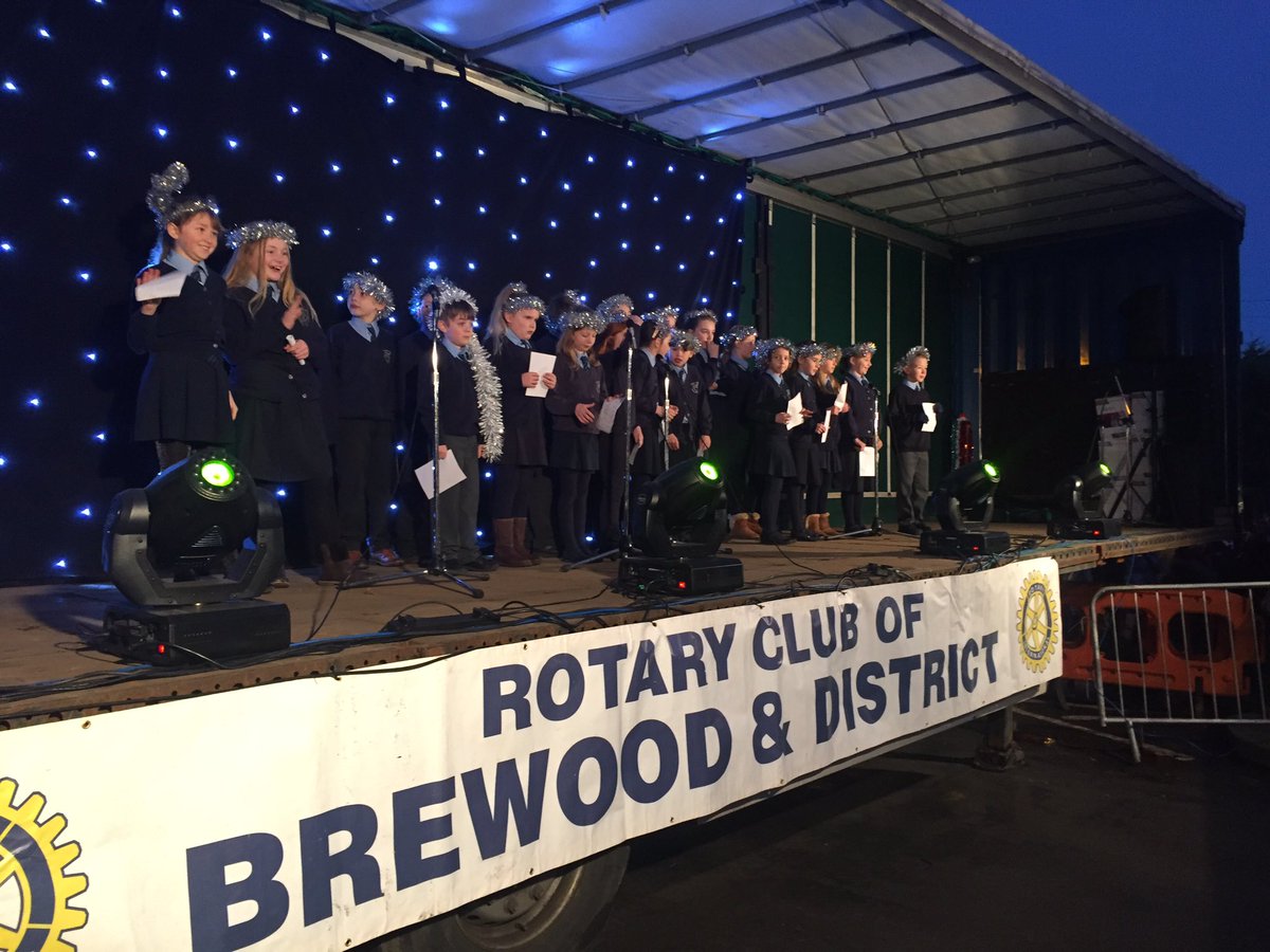 Thank you to all of the children who represented our school at Brewood Lights! You sang beautifully!