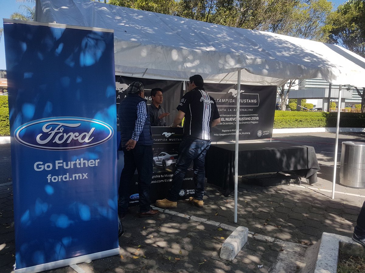 FNCM_Mx's tweet photo. Estamos registrando #EstampidaMustang en #MustangFest 2017
@FordMX https://t.co/2ltDDgQ6Sn