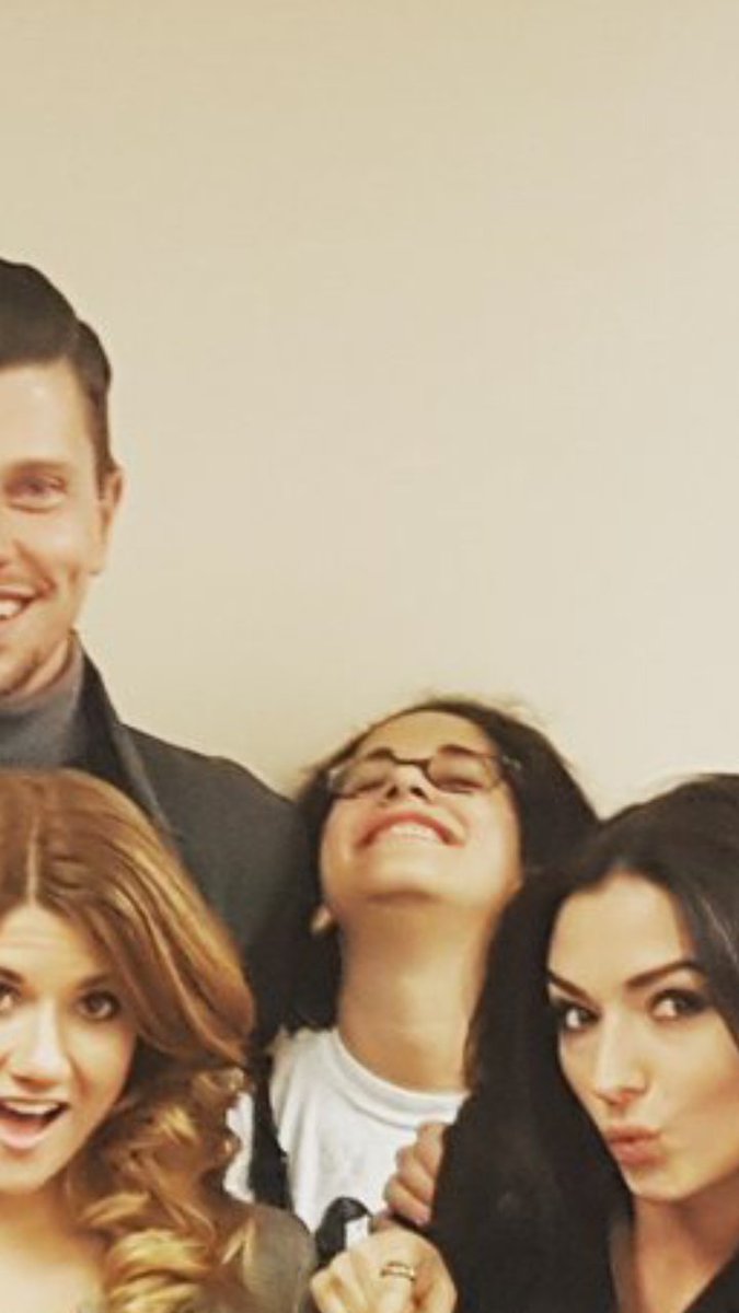 carmilla series on twitter one month and a bit thank you all