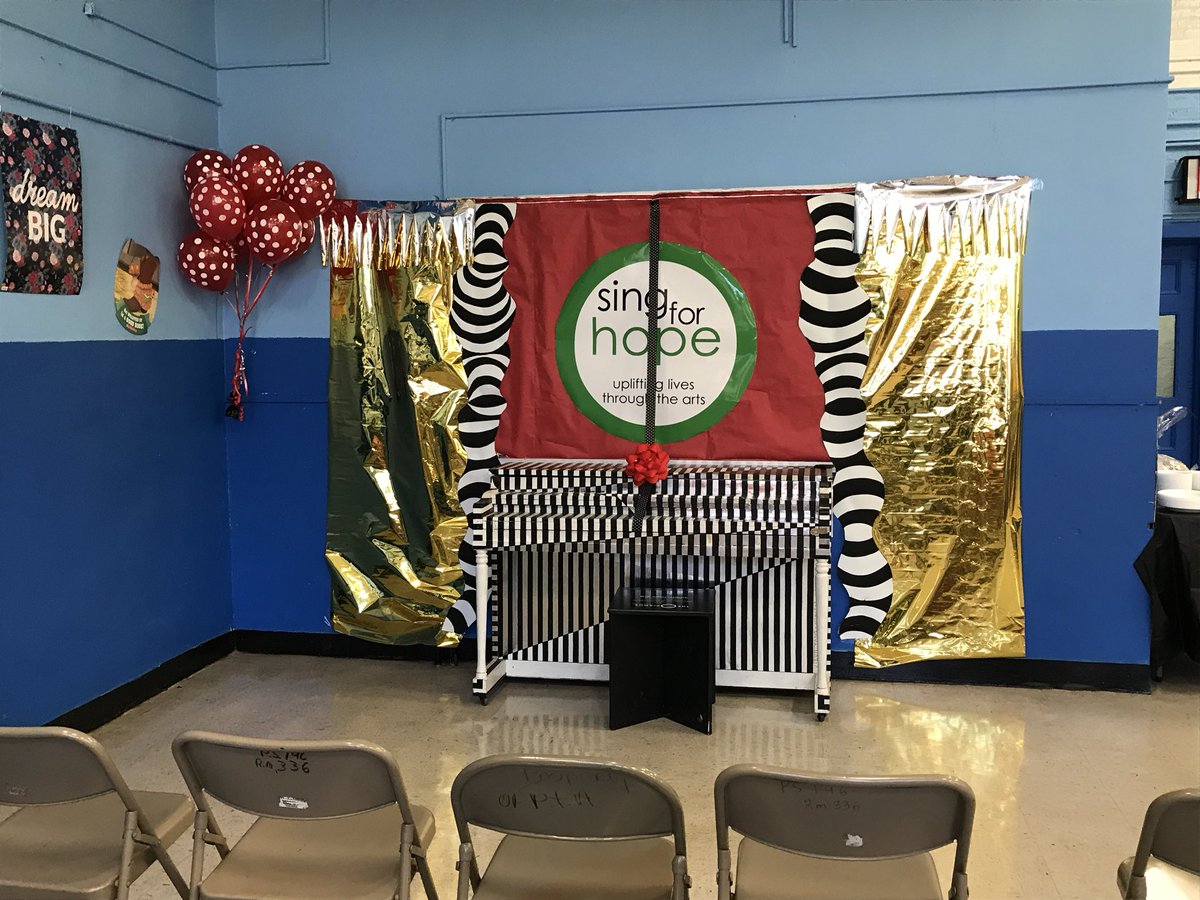 Enlightech's tweet photo. Congratulations PS169 on your new Sing for Hope Piano! #ps169 #msap #magnetschool #music #savethemusic #education #nyc #nycmagnetschool https://t.co/P1PShJT6LC