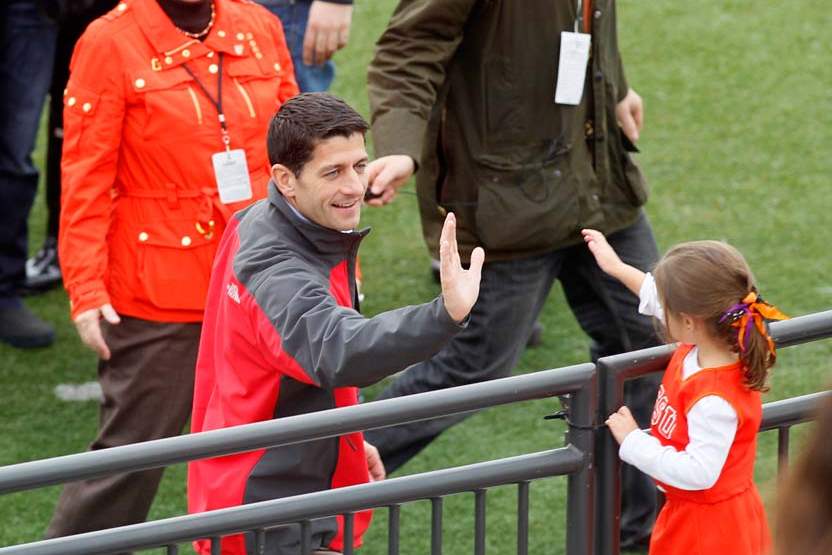 TomthunkitsMind's tweet photo. #InappropriateTimeForAHigh5: When you’ve let Children's Health Insurance Program (CHIP) funding lapse, putting 9 million U.S. kids at risk. https://t.co/siRxjd5udR