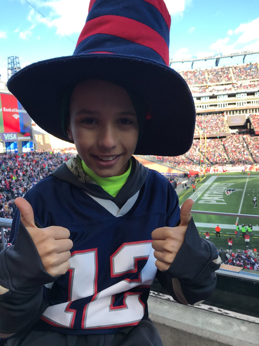 mannyb1968's tweet photo. #patsgame https://t.co/1rcptlys1E