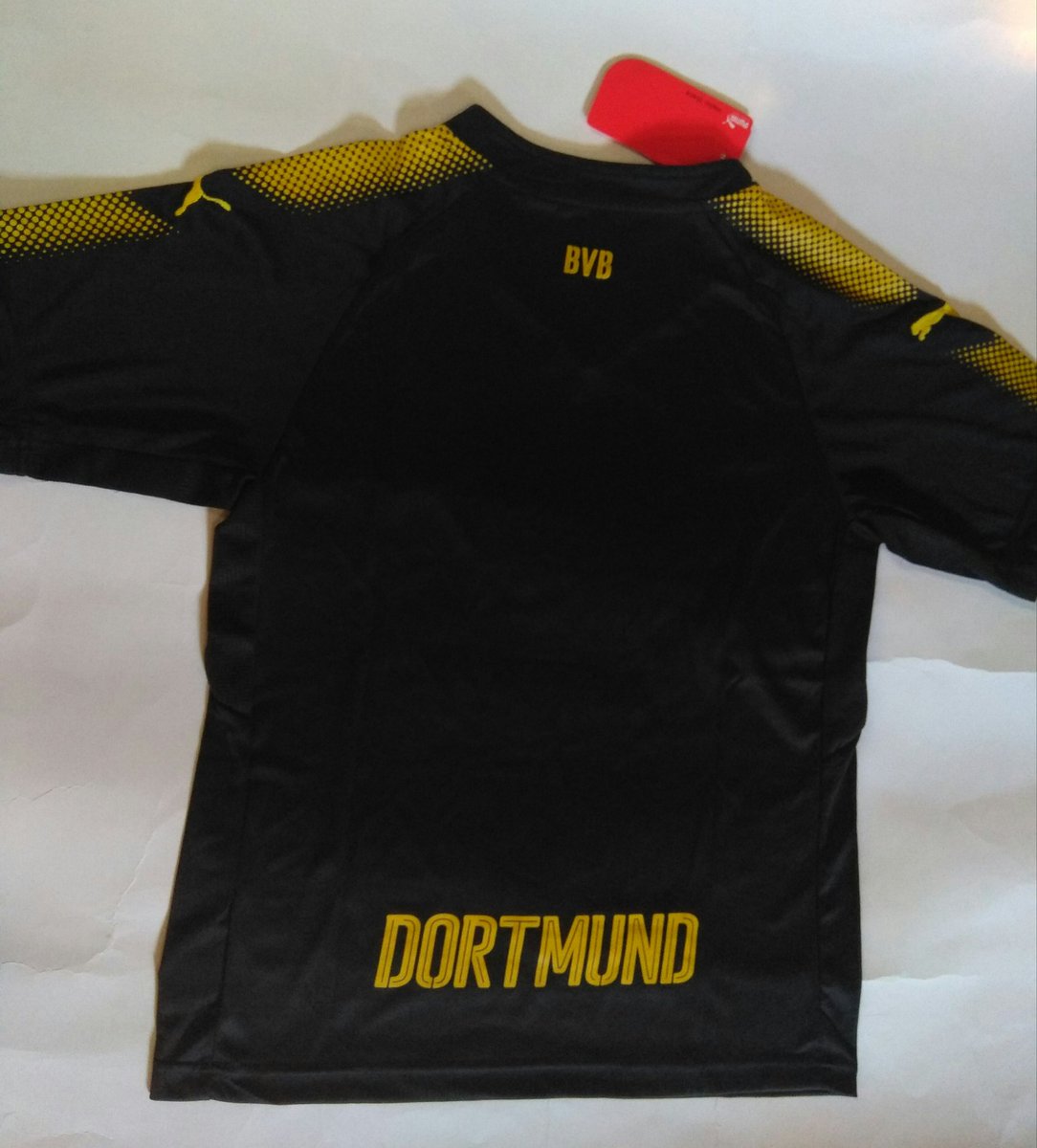 JMCAMISETAS's tweet photo. Borussia Dortmund negra 2018

⏩Disponible para niños tallas 10-12-14-16

💵Solo camiseta 19990
Solo short 9990
Pack 24990

🎁Envíos a todo #Chile, todos los días https://t.co/bNoUiszc9c
