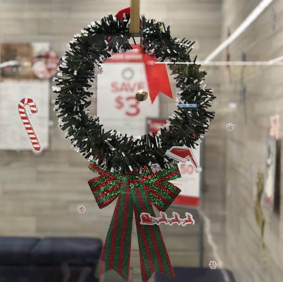 2701Petsmart's tweet photo. Dreaming of holiday deals and a white christmas? We can help you out with one of those! Save $3 dollars on a Furminator plus package today!   #petsmart #petsmartgrooming #petsmart2701 #hiltonhead #hiltonheadisland https://t.co/4juHQE1DS2