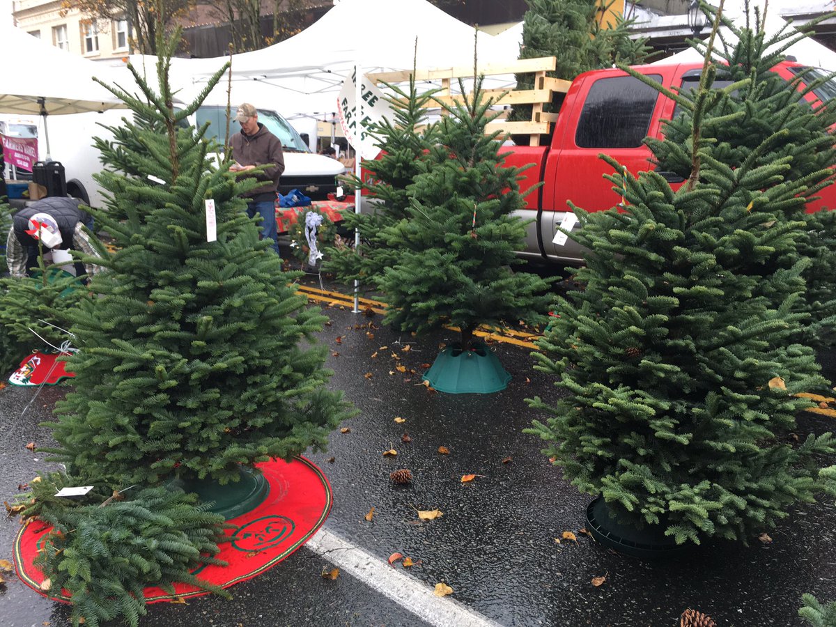 West Seattle Blog On Twitter Christmas Trees At Farmers Market On East Side From Three Tree Farms In Mossyrock