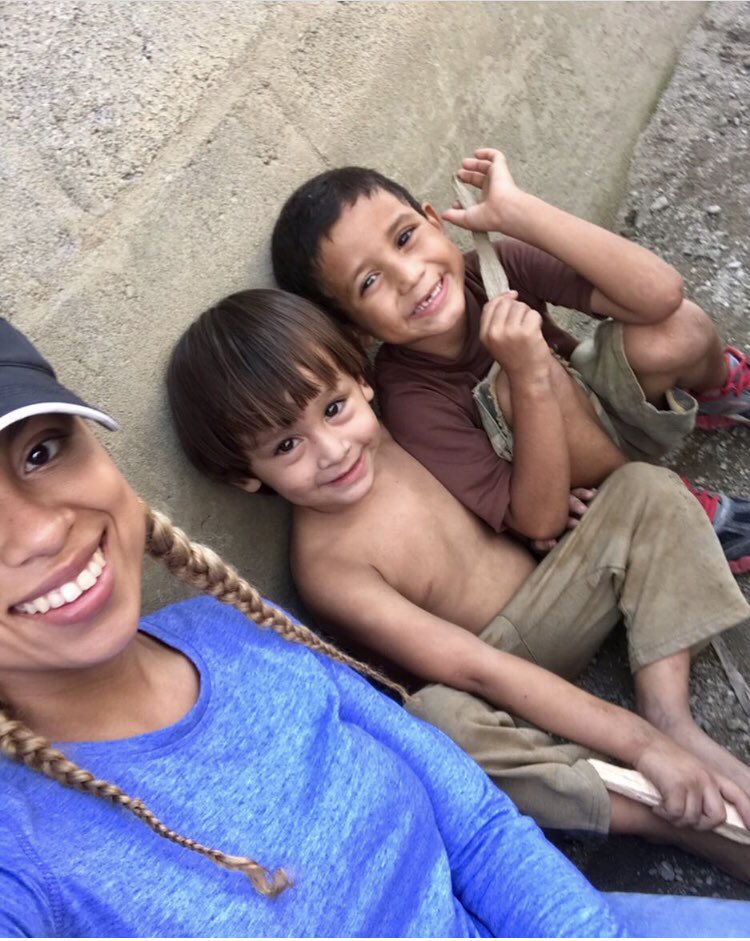 Maddiyulisa's tweet photo. ❤️ Did you know The Conscious Project distributes food to families that suffer from poverty and malnutrition in Honduras? Visit our website 🔗 https://t.co/OmFfCCBguJ have questions? Dm 📥 Email 💌 or text us 📲 let’s chat! (Serious inquiries only) https://t.co/AJp0nbMEpy