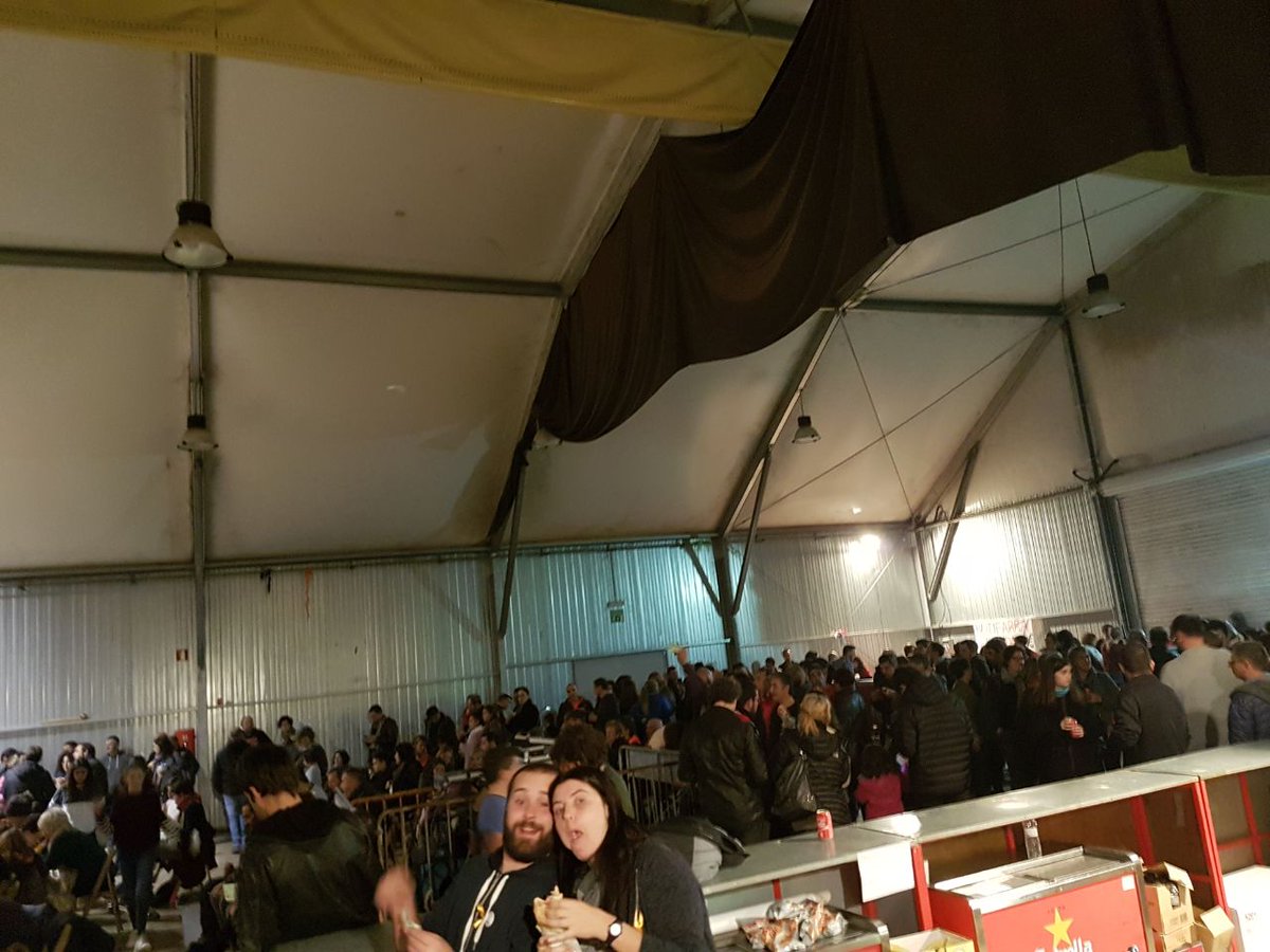 Un agraïment inmens als que ho vau fer possible: voluntaris, proveïdors, músics, tècnics, animadors, humoristes i entitats col.laboradores. Sense vosaltres no hagués set possible la #botifarradaperlallibertat de #rodadeter