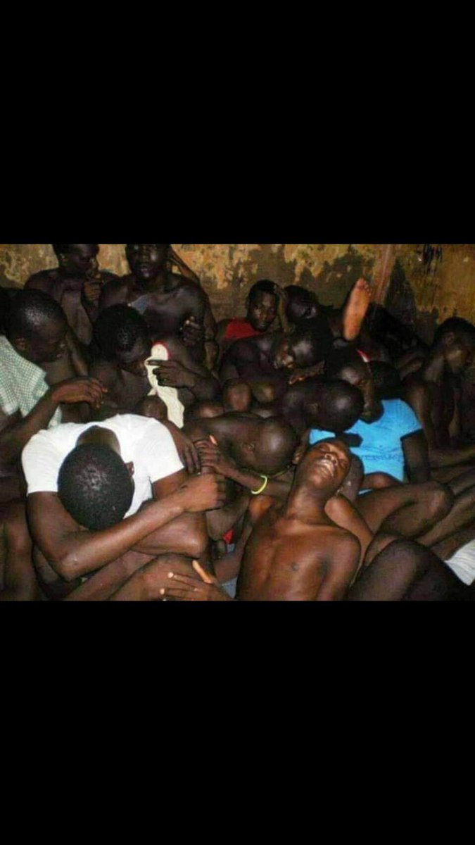 missjillscott's tweet image. LIBYA!!!! LIBYA!!!!! NOW!!!!! NOW!!! HUMAN BEINGS ARE BEING SOLD, BEATEN, STOLEN FROM THEIR FAMILIES INTO SLAVERY, MURDERERED @POTUS- ACT NOW!!!!! Here’s your chance. ACT NOW!!!!!