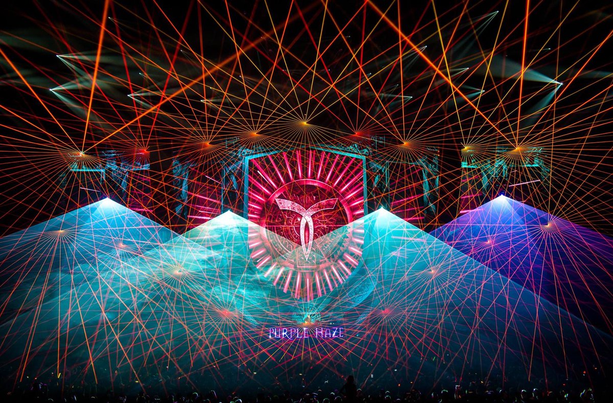 Some nights are beyond words...
Thank you, Prague &amp; @TransmissionUM. That was incredible. 🙌