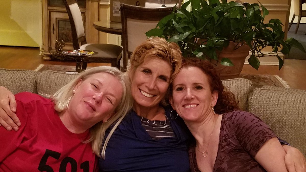lucybrazier's tweet photo. Vickie Sokol Evans @redcapeco explains what #WebathonWeekend was like from her side https://t.co/bnXNUUq0Rn https://t.co/5ErhYq1l8f