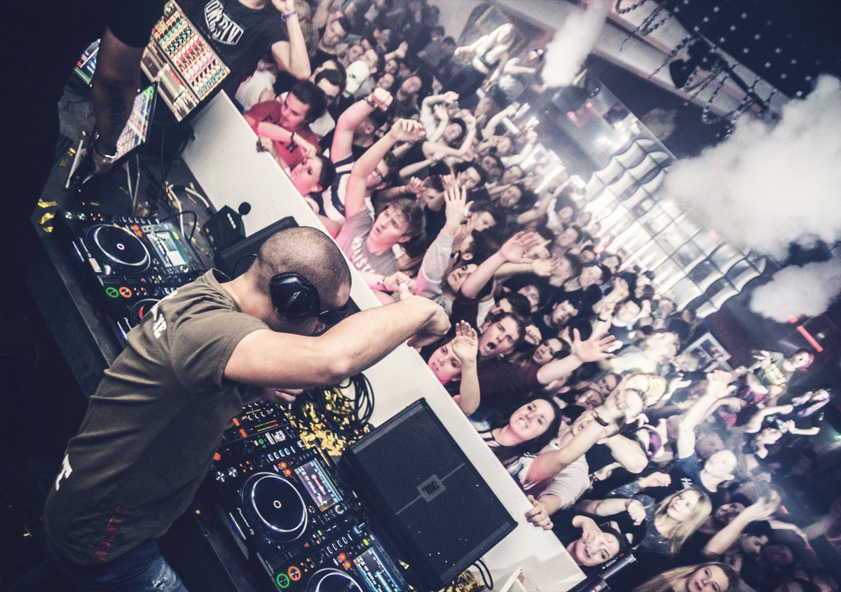 wildstylez's tweet photo. My weekend was awesome! Thank you @Lusthouse_Haag and @KTRAofficial!! ❤️ How was your weekend? 🙏
@e_life @Kutski https://t.co/AJ0LVnPrDm