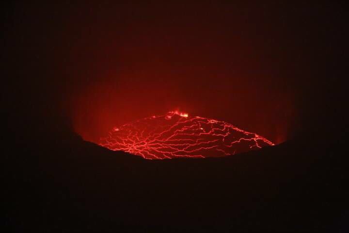 colinturvey's tweet photo. I climbed the 11000ft #Nyiragongo #volcano #DRCongo for the sublime lava lake experience with @pociaskJ of @WANTexpeditions Awesome!! #ExpeditionVolcano https://t.co/cfJ65Ol9r1