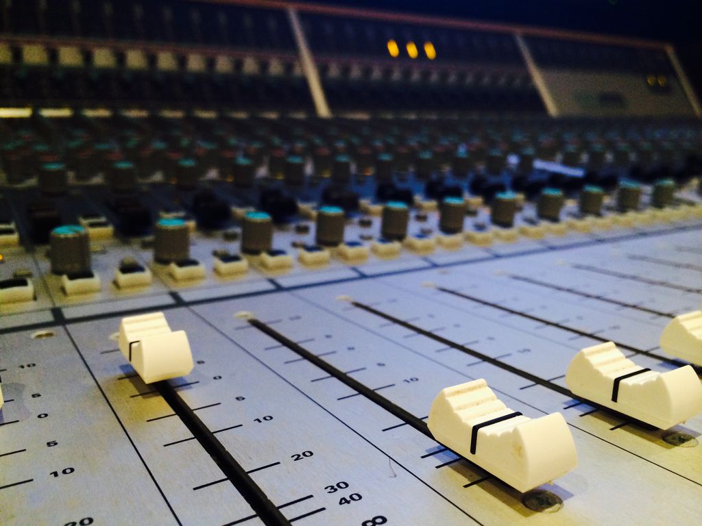HigherDecibels's tweet photo. Exciting things coming out of the studio soon!! https://t.co/jL8pSP0CMz