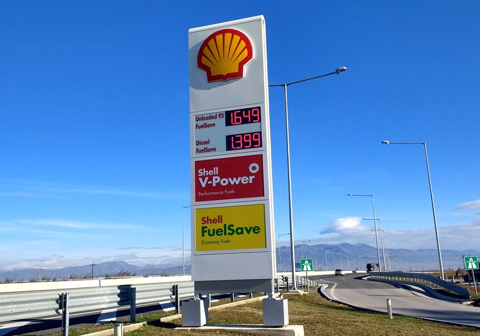 rousis_systems's tweet image. Another one new installation of #Shell #gas_stationith #LED_display - #LED_sign #gas_prices of Rousis Systems, on National Road Serron - Thessalonikis
#petrol_station #electronic_displays #LED.