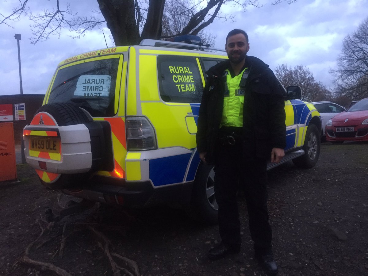 CheshirePCC's tweet photo. Very busy week ahead, but just some quick highlights of my week: #RuncornLovesTheirPCSO's #RJWeek2017 #WhiteRibbonDay #LoveRuralPolicing https://t.co/PwoVszIlLy