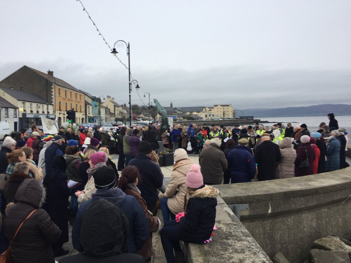 brian77white's tweet photo. Rosary on the coast today to pray for the protection of all lives. Great turnout and great to pray together for a very needed cause https://t.co/Y6PKzOIgzH