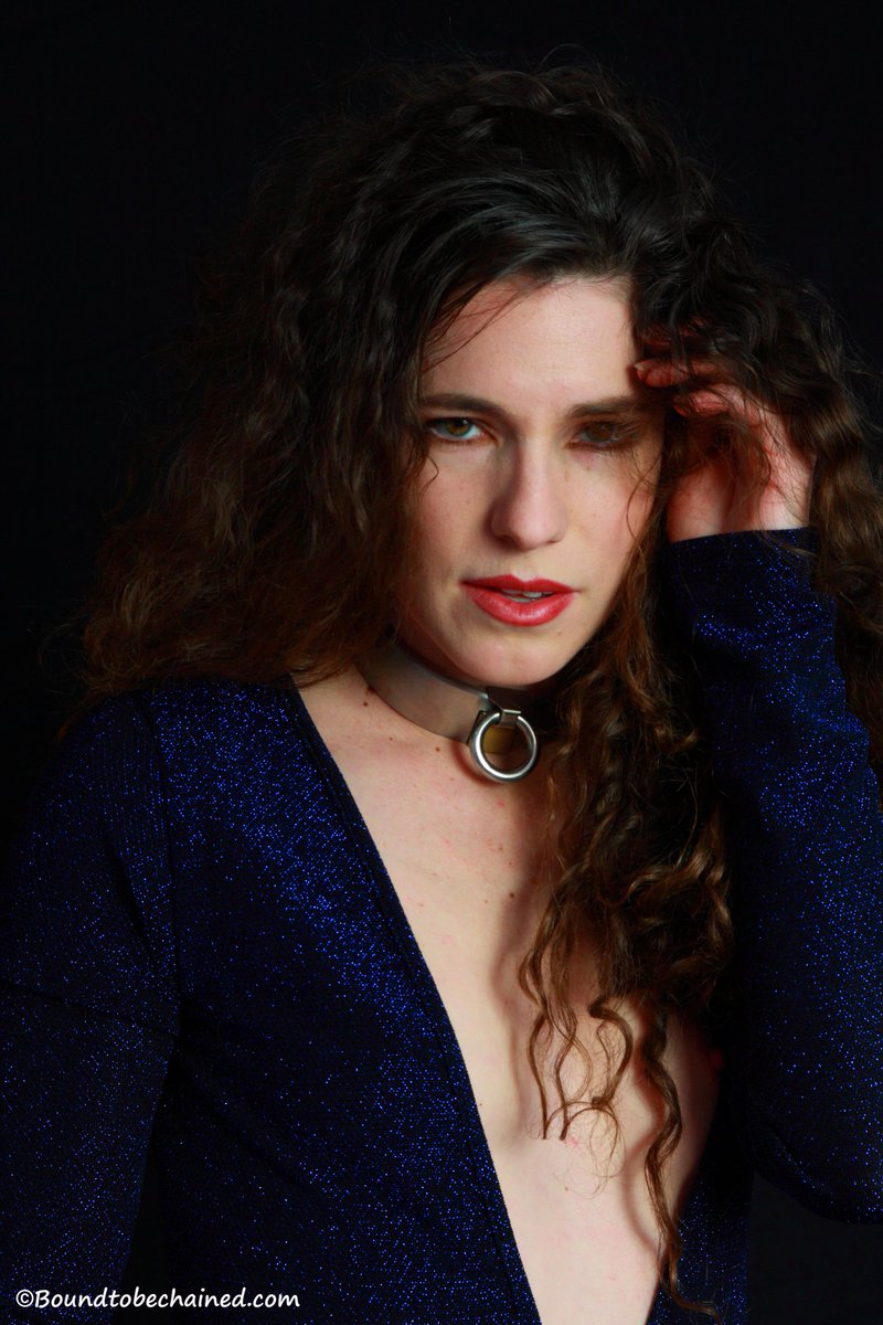 boundtobchained's tweet photo. Lost in thought. 
#bondage #erotic #sexy #fetish #collar #choker #curlyhair https://t.co/gOt9dph5wR